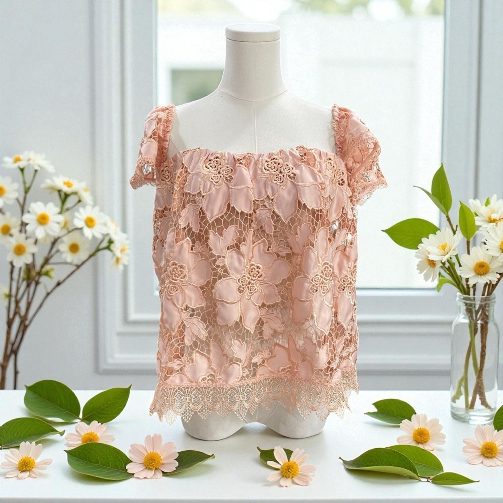 Lovers + Friends Floral Lace Overlay Top Blouse S Peach Short Sleeve Womens Appa